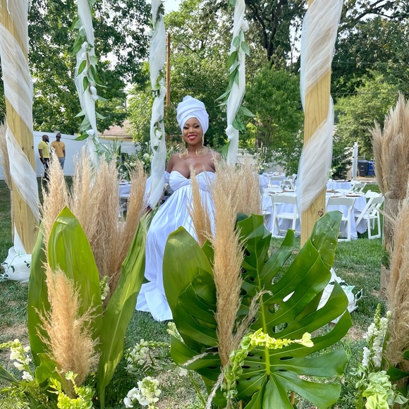 Maternity shoot dress - Picture 5 of 5